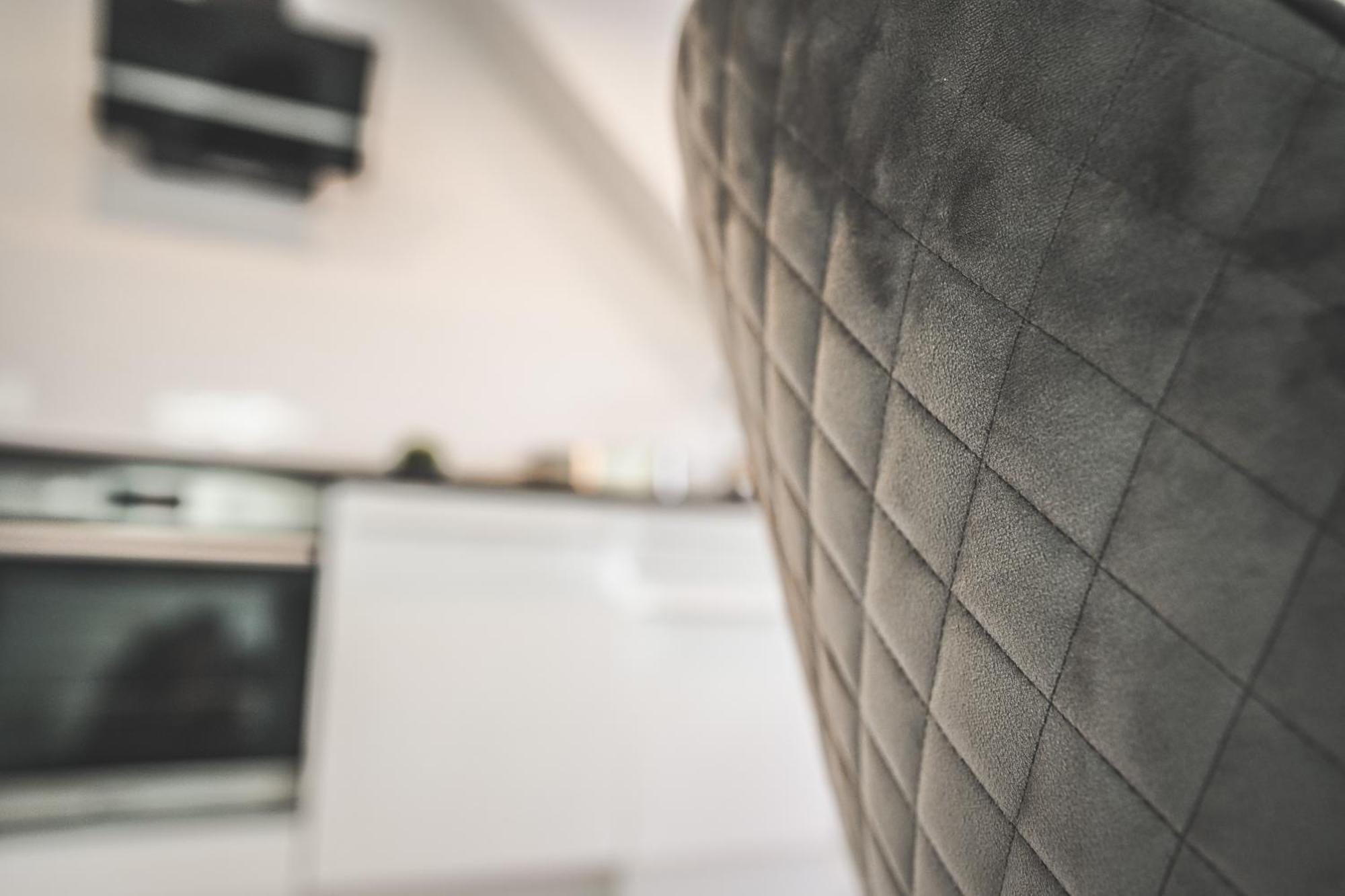 Luxus Maisonette Wohnung Am See, Wehome Premium ซังคท์เลออน-โรท ภายนอก รูปภาพ