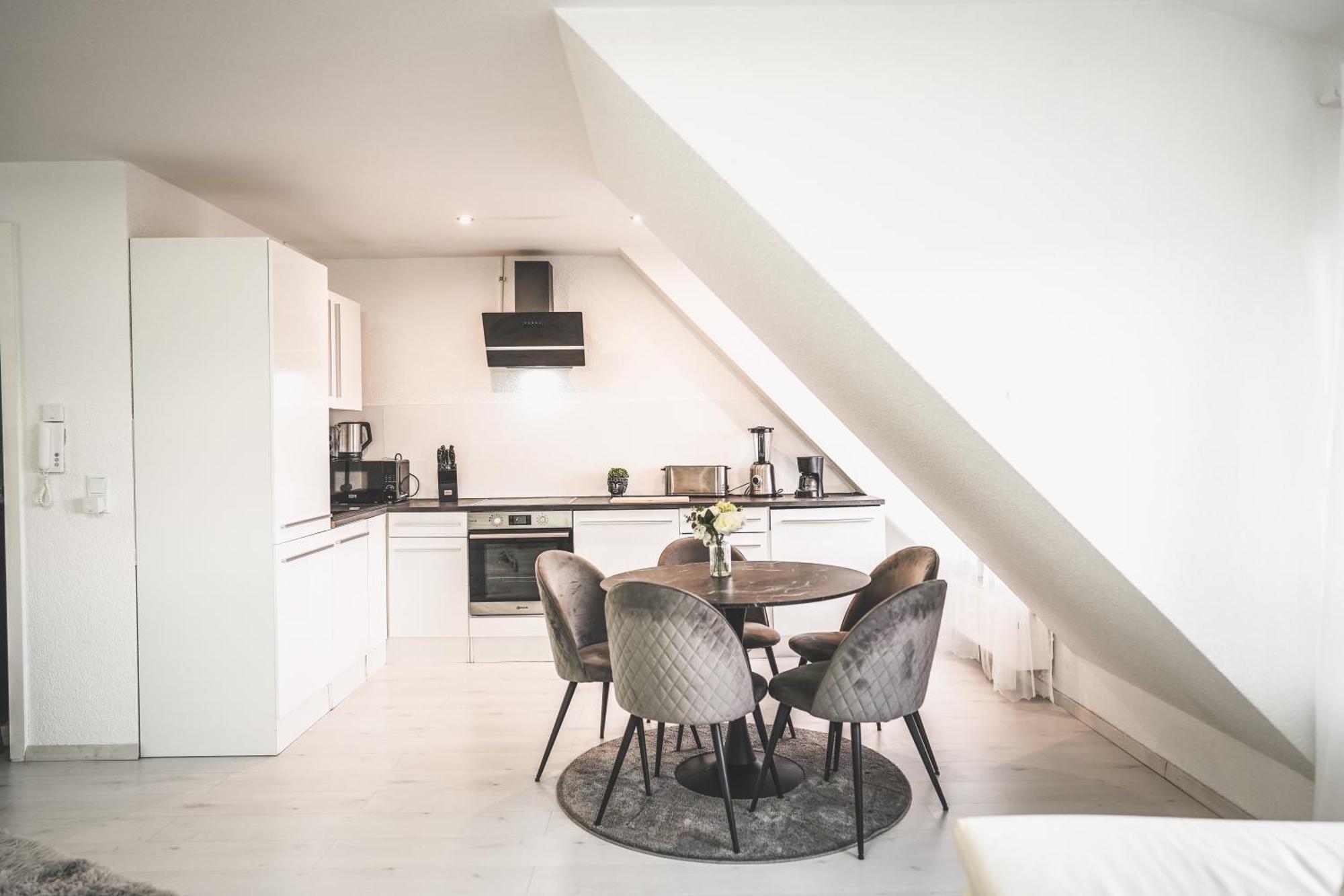 Luxus Maisonette Wohnung Am See, Wehome Premium ซังคท์เลออน-โรท ภายนอก รูปภาพ