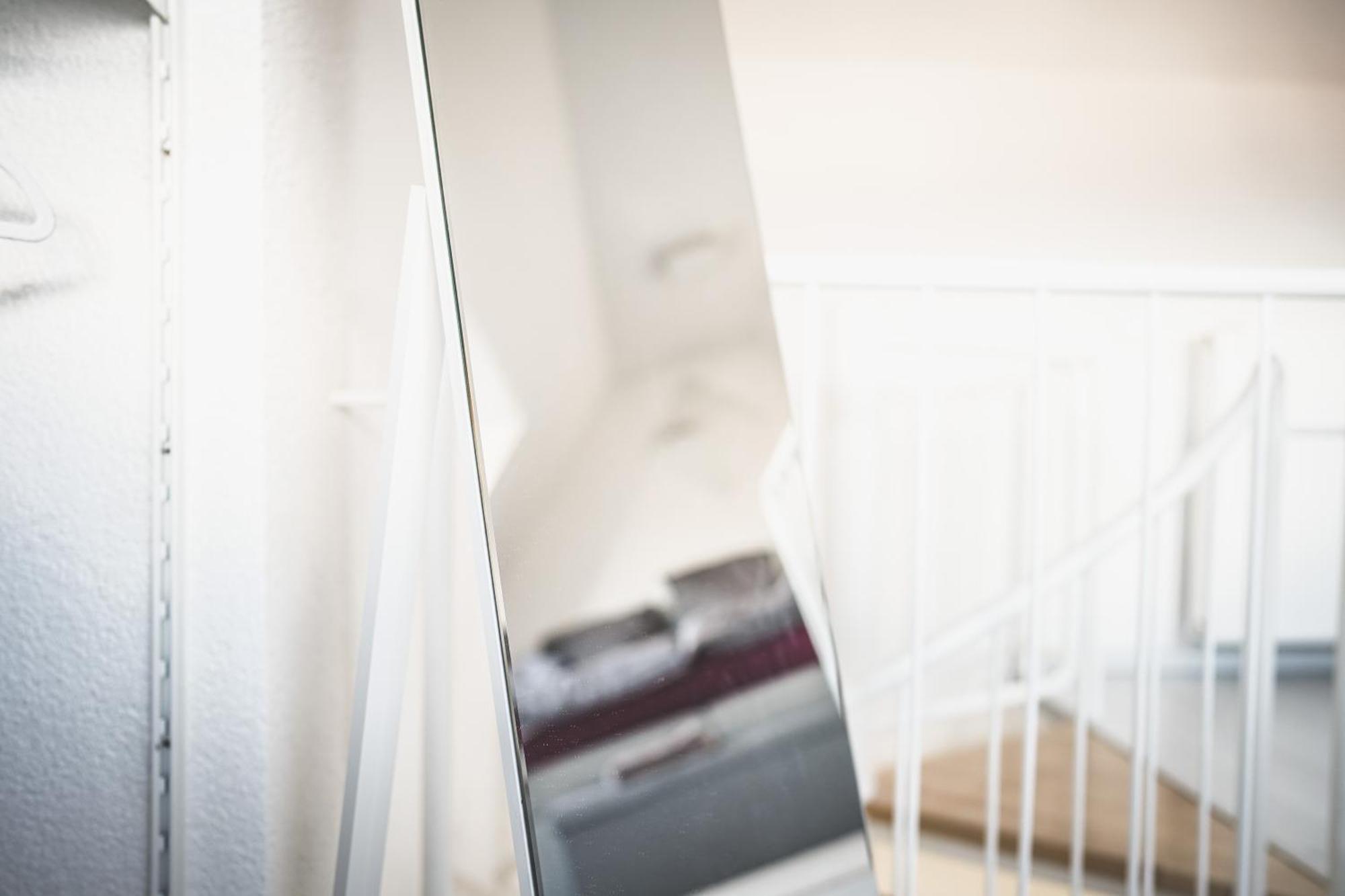 Luxus Maisonette Wohnung Am See, Wehome Premium ซังคท์เลออน-โรท ภายนอก รูปภาพ